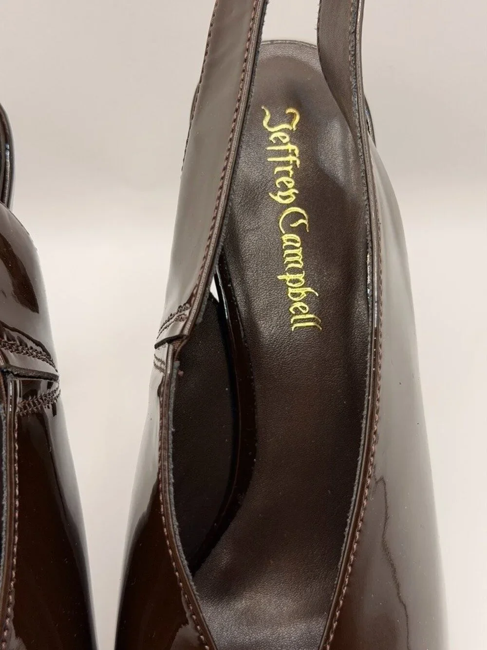 Jeffrey Campbell Women Brown Patent Leather Pointy Toe Slingback Pump Sz 8